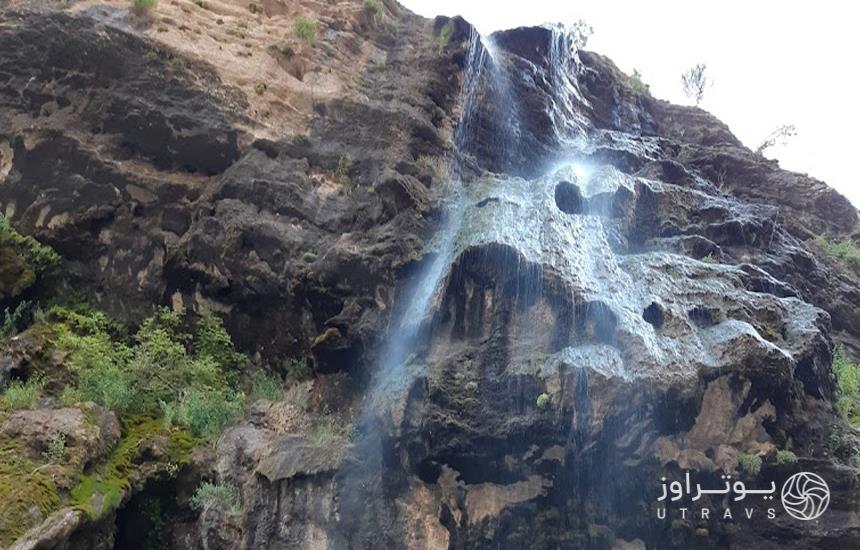 طبیعت زیبای آبشار اخلمد مشهد